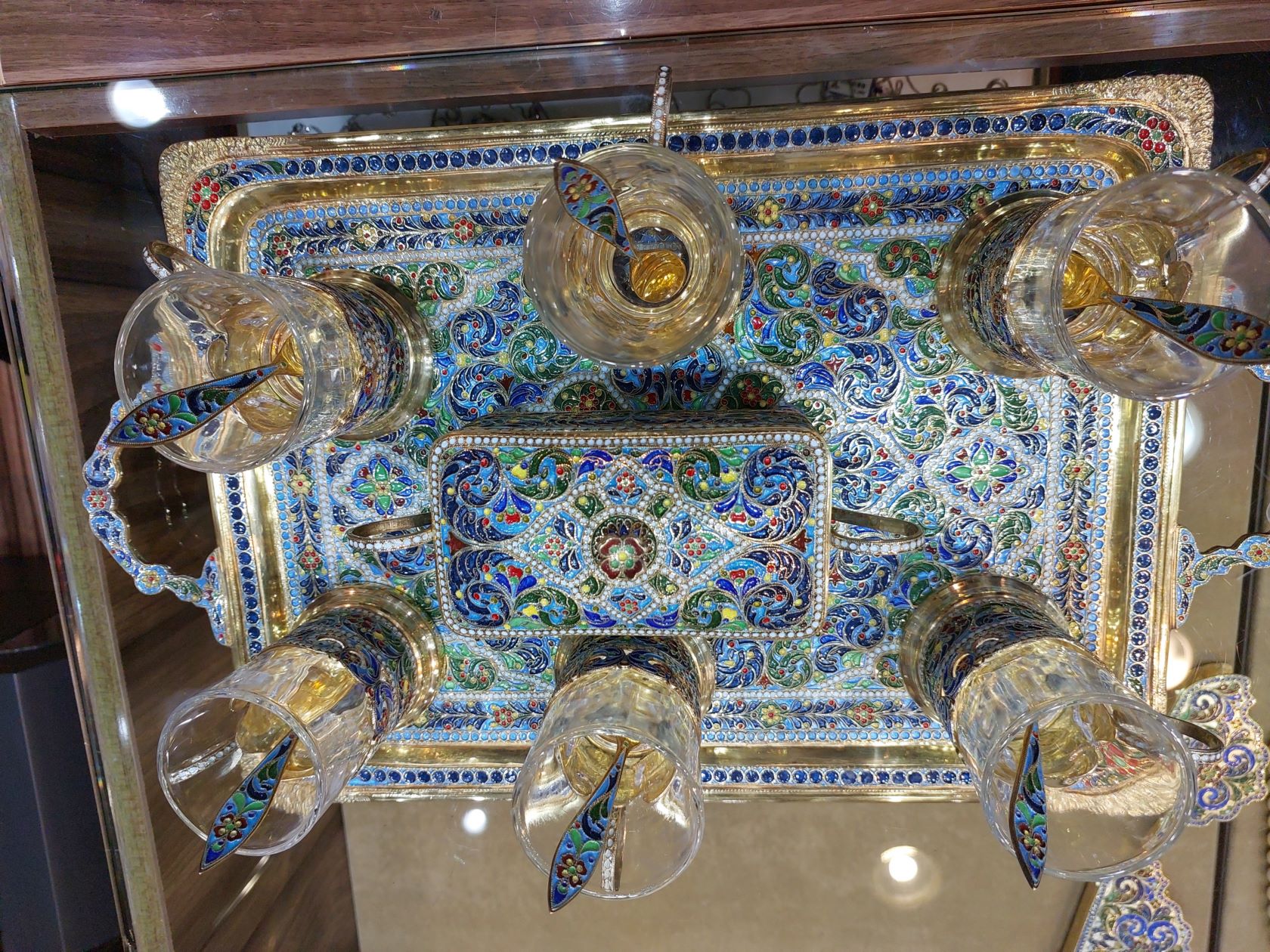 مینا کاری سینی و لیوان نقره 